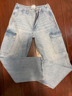 Denim Forum Light Wash Cargo Jeans
